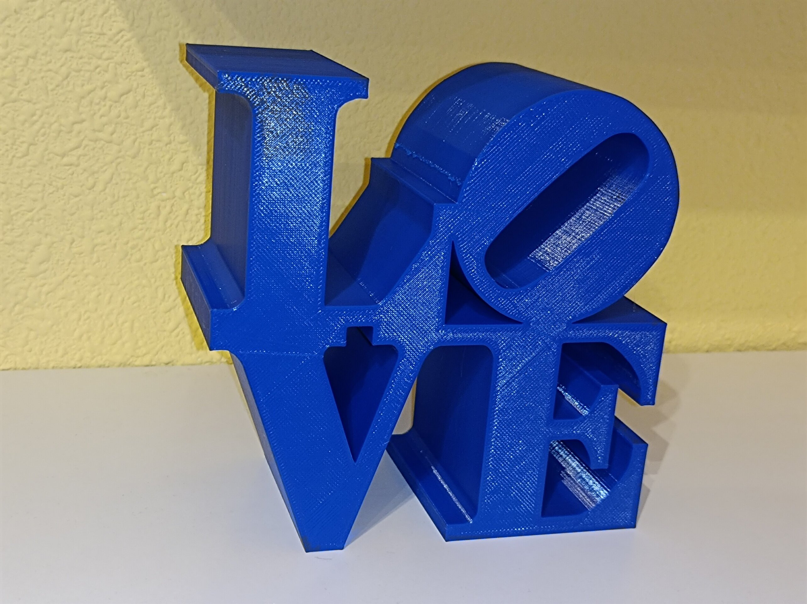 Adorno LOVE - 3